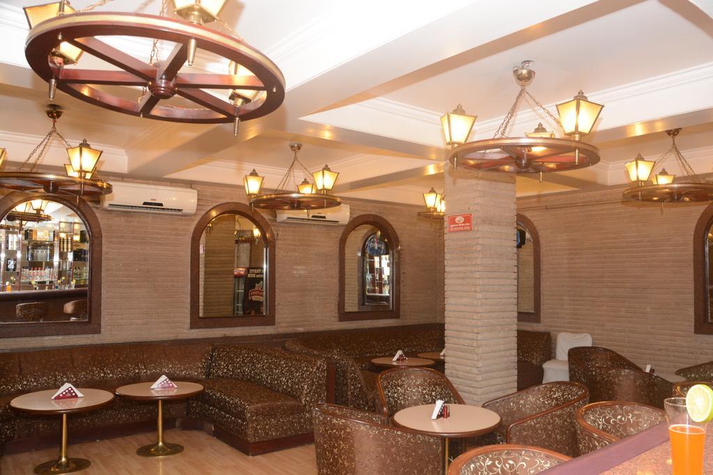 פאטנה Hotel Patliputra Ashok מראה חיצוני תמונה