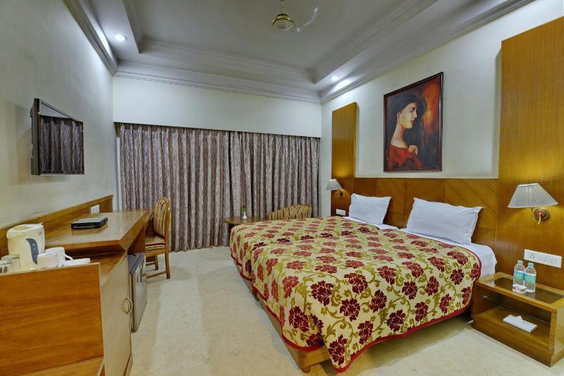 פאטנה Hotel Patliputra Ashok מראה חיצוני תמונה